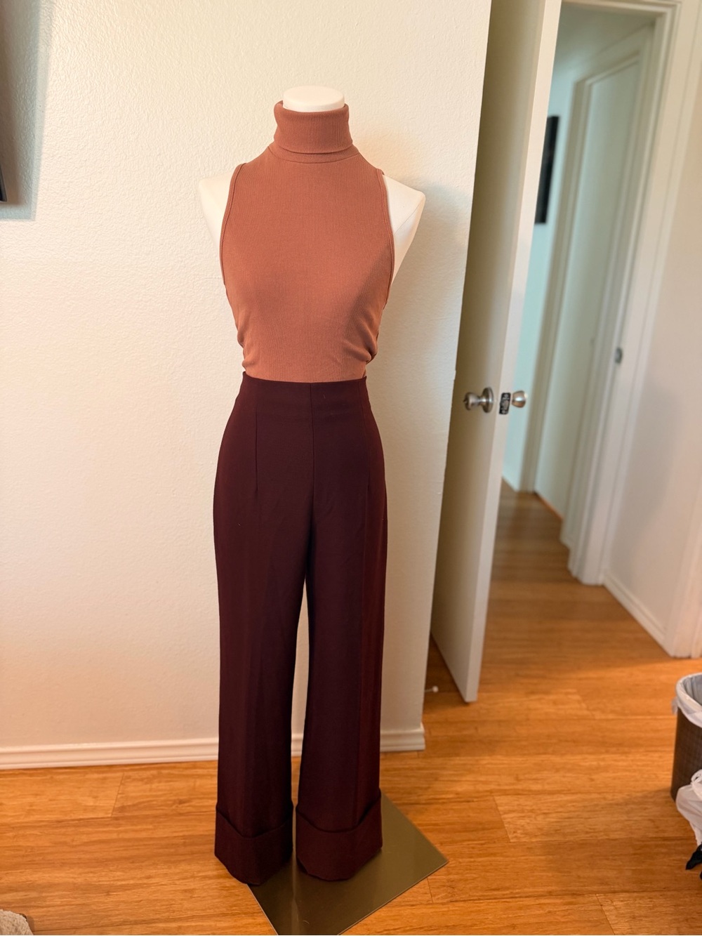 Zara super High-Waist Straight Leg Pants in Deep Wine ant mauve pink top